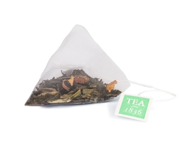 Preview: 1836: Weiß-/Grünteemischung Engelskuss Maracuja-Note aromatisiert 50 Pyramidenbeutel im Sachet à 3 g