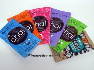 Preview: David Rio Chai Latte "Probierset" 6 x Sachets in schicker "Santa Tüte"