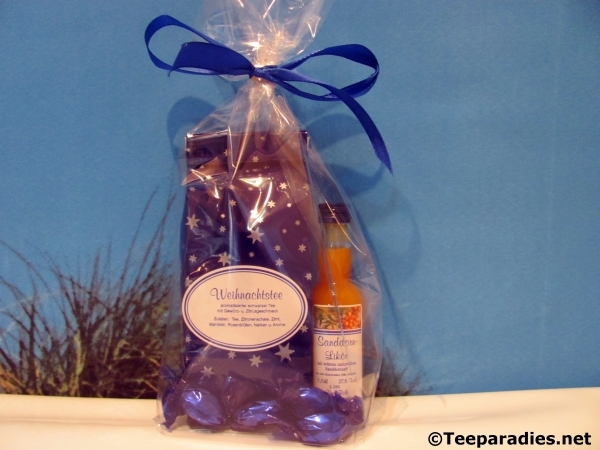 Blaue Weihnachtstüte (Weihnachtstee u. Likör)