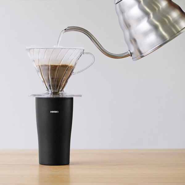 Hario: Thermobecher mit Deckel schwarz 300ml