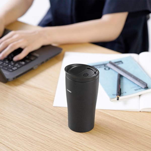 Hario: Thermobecher mit Deckel schwarz 300ml